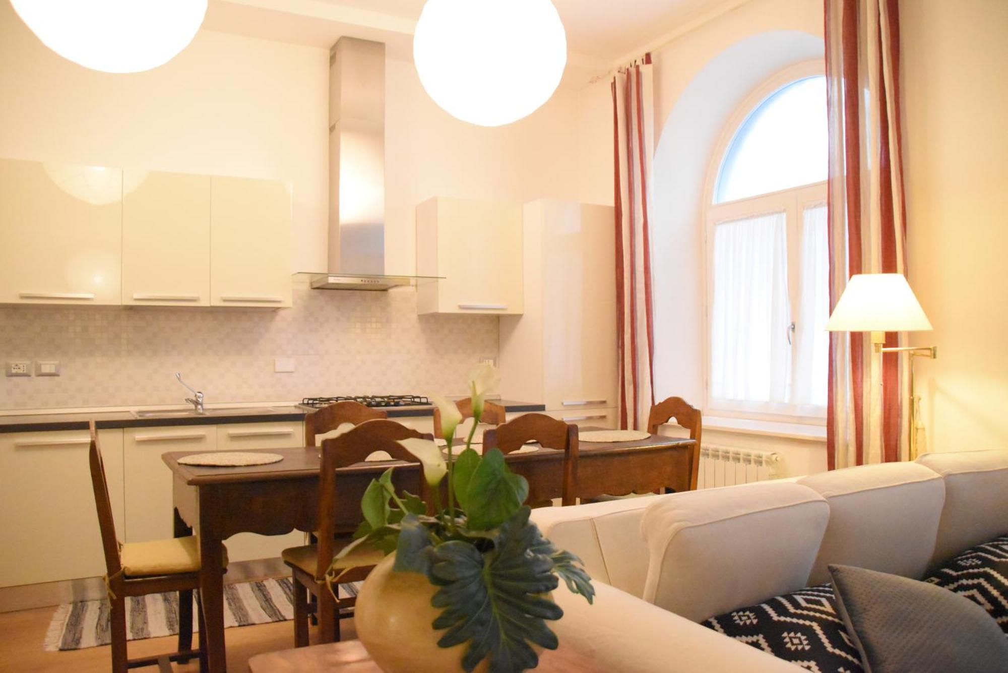 Loft With Private Parking Apartman Trieszt Kültér fotó