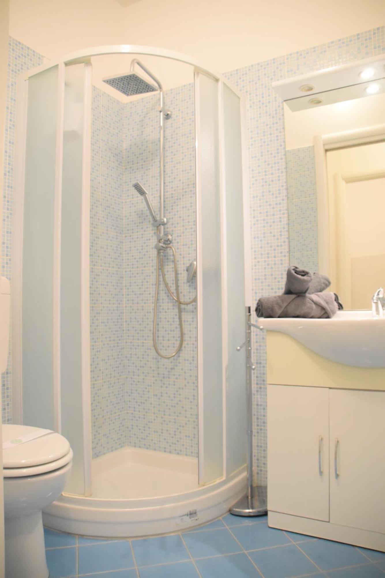 Loft With Private Parking Apartman Trieszt Kültér fotó