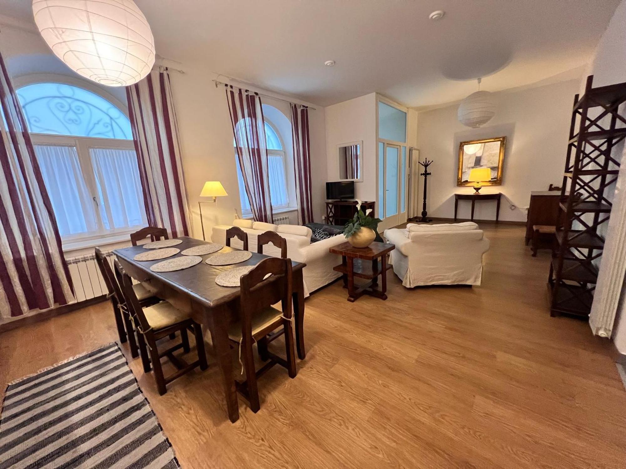 Loft With Private Parking Apartman Trieszt Kültér fotó
